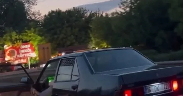 Trafikte yok artık dedirten anlar kamerada Bursa Haberleri