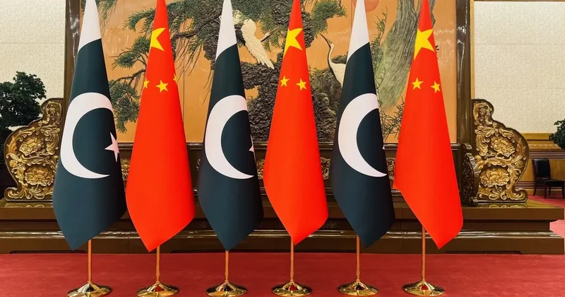 Çin Devlet Başkanı Şi, Pakistan Başbakanı Şahbaz’ı kabul etti