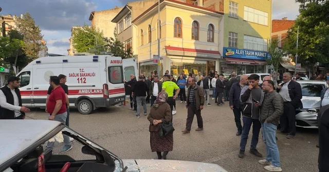 Husumetlilerinin üzerine otomobil sürdü: 2 yaralı Kastamonu Haberleri