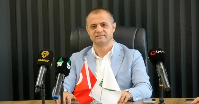 Menaf Kıyanç: Yüzde 99 aday değilim Muğlaspor Başkanı Menaf Kıyanç: Muğla birlik olamayacaksa bu işi yapmanın anlamı yok Egosuna yenik düşmek kolaydır, biz koltuğa yapışmıyoruz Muğla Haberleri