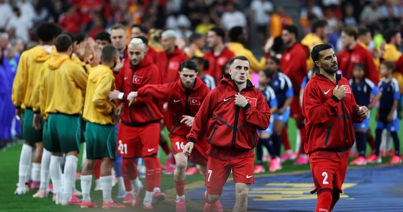 Galatasaray’ın teklifini reddetmişti! Milli futbolcu kulübüyle sözleşme uzatıyor Sözcü Gazetesi