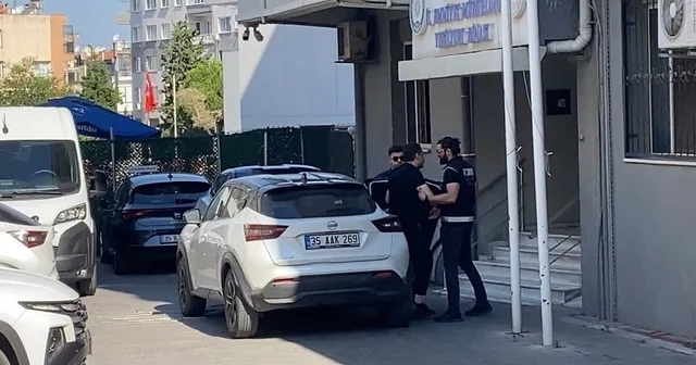 İzmir de belediyelere operasyonunun altından yine Veli Ağbaba çıktı Başkanın annesi ve eski vekilin oğlu da gözaltında İzmir Haberleri Habertürk Yerel Haberler
