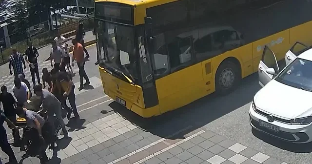 Malatya’da direksiyon başından hayat kurtaran hamle: Otobüs şoförü kalp krizi geçiren yolcuyu hastaneye yetiştirdi VİDEO İZLE