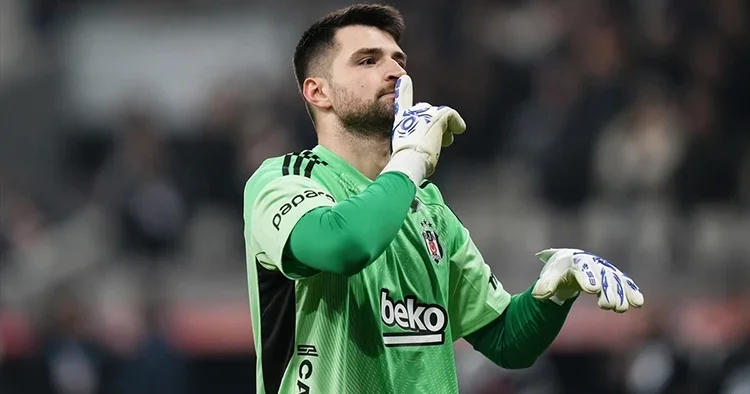 Beşiktaş ta Ersin Destanoğlu gelişmesi! 2 talip daha çıktı