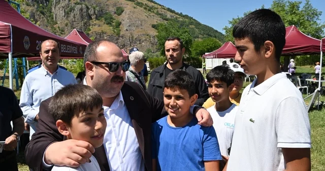 İnönü de başkandan çocuklara tatil öncesi dev organizasyon Eskişehir Haberleri Habertürk Yerel Haberler