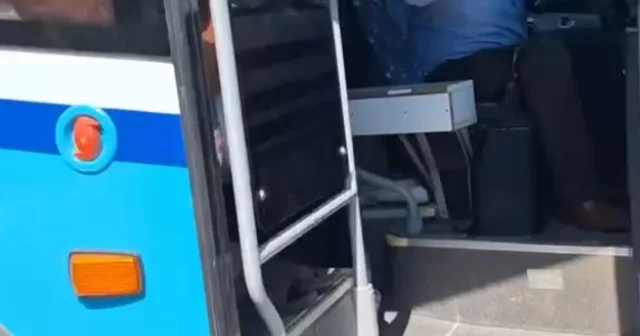 Yanında refakatçisi olmayan tekerlekli sandalyeli engelliyi otobüse almayan şoför: Ben senin hizmetçin miyim Hatay Haberleri Habertürk Yerel Haberler