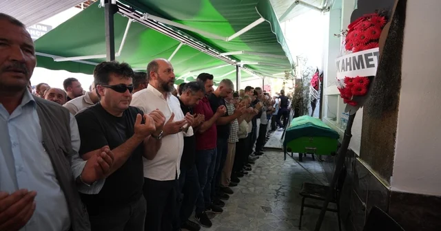 Cesedi Kızılırmak Nehri ne düşen otomobilde bulunan 2 çocuk annesi toprağa verildi Samsun Haberleri Habertürk Yerel Haberler