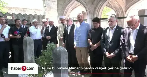 Mimar Sinan ın vasiyeti asırlardır yaşatılıyor: Süleymaniye de aşure ikramı