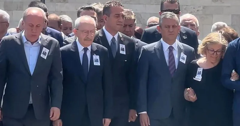Cenazeye damga vuran görüntü: Kılıçdaroğlu, İnce, Başarır ve Özel aynı karede