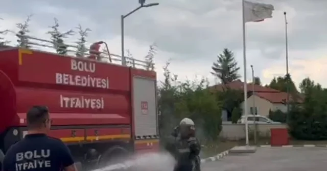 Bolu da itfaiye stajının sonu sulu şakayla bitti Bolu Haberleri Habertürk Yerel Haberler