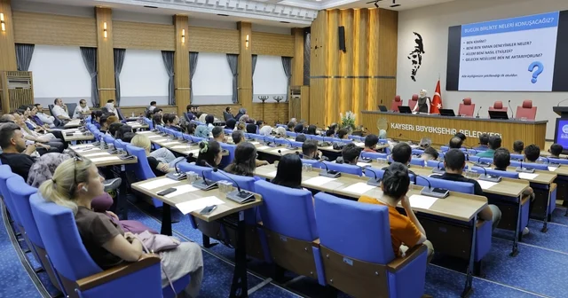 Büyükşehir den Nesilden Nesil e Geleceğin İnşası Aile konulu kurum içi eğitim Kayseri Haberleri Habertürk Yerel Haberler
