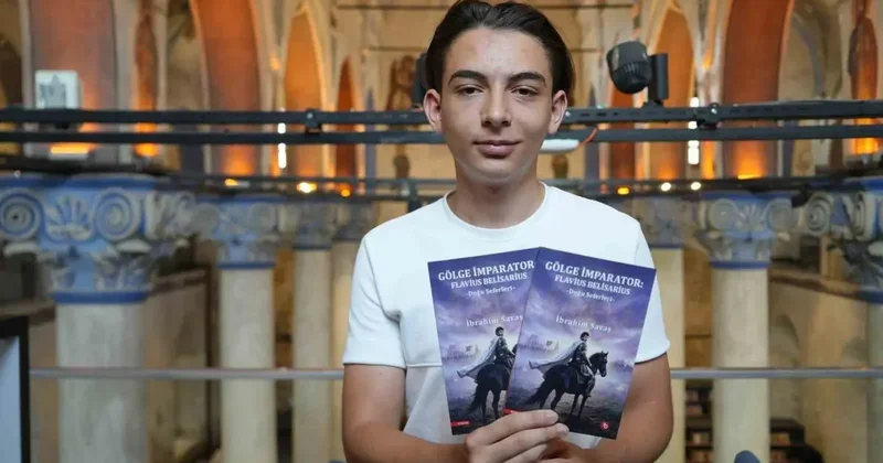 16 yaşındaki İbrahim, tarihe olan ilgisini kitaba dönüştürdü