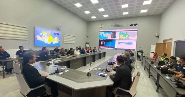Samsun da turuncu kodlu meteorolojik uyarı için tedbir toplantısı Samsun Haberleri Habertürk Yerel Haberler