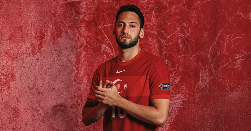 Bodrum yerine Bayburt: Hakan Çalhanoğlu’ndan köy tatili!