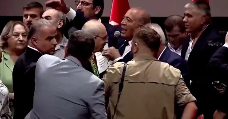 Gürsel Tekin sahneye çıktı, Kılıçdaroğlu nun yanında fırça attı: Ne işiniz var burada? Sözcü Gazetesi