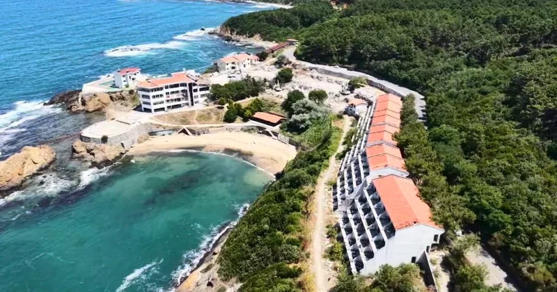 İstanbul un 186 odalı dev oteli yıkılıyor: Bir dönem Milli Takım ın kamp yeriydi Sözcü Gazetesi