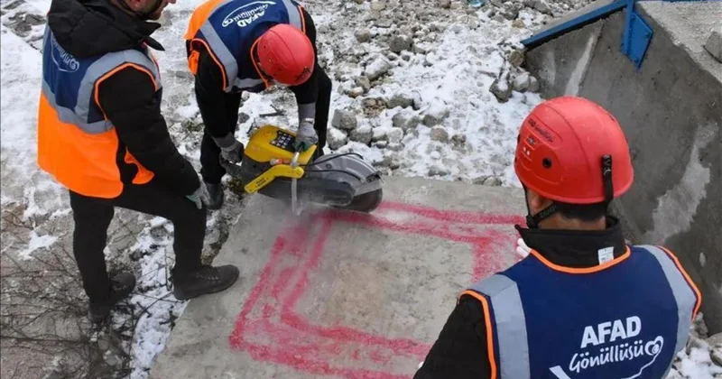 Türkiye nin eğitimli arama kurtarma kapasitesi 160 bin kişiyi aştı