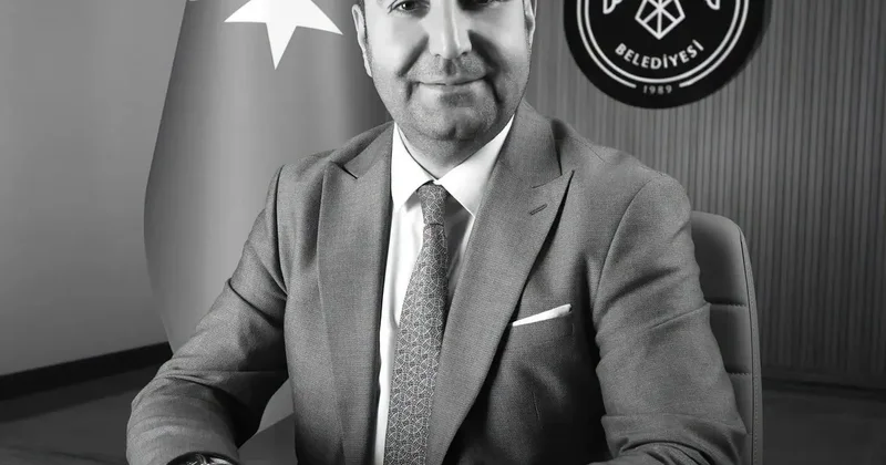 Belediye özel kalem müdürü bisikletten düşüp öldü