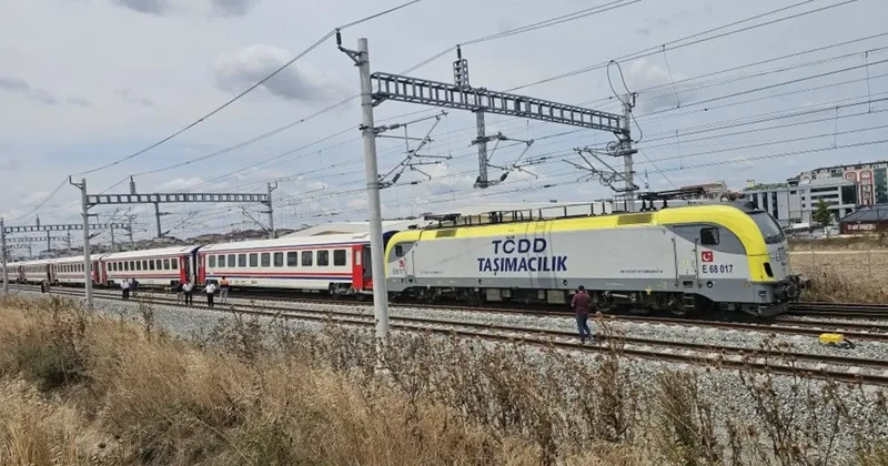 Çerkezköy de yolcu treni raydan çıktı