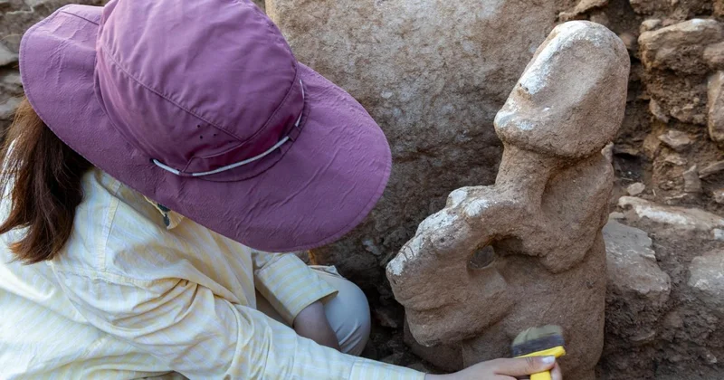 Karahantepe de 11 bin yıllık kompozit heykel bulundu