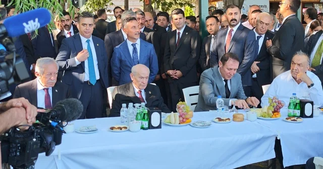 MHP Lideri Bahçeli, Ahlat ta partililer ve vatandaşlarla buluştu Bitlis Haberleri Habertürk Yerel Haberler
