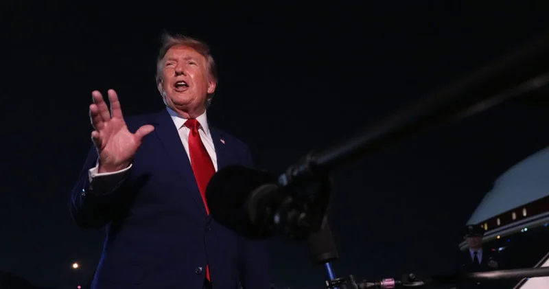 ABD Başkanı Trump tan İran iddiası: Ordusunun büyük kısmına maaş ödeyemiyor Dış Haberler