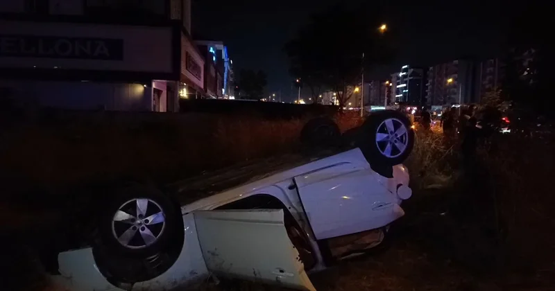 Bursa da takla atan otomobilde dehşeti yaşadılar! 5 yaralı Sözcü Gazetesi