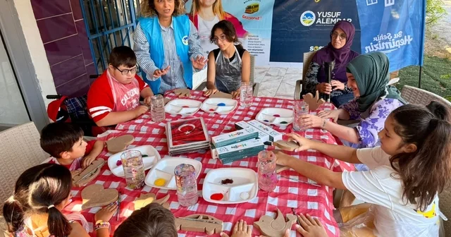Sokak sokak dolaşarak bin engelli bireyin yüzünü güldürdüler Sakarya Haberleri Habertürk Yerel Haberler