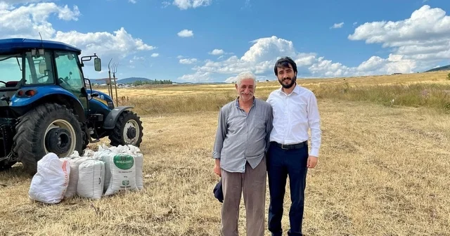 Sarıkamış Müftüsü Divani, tarlada çalışan çiftçilerle buluştu Kars Haberleri Habertürk Yerel Haberler