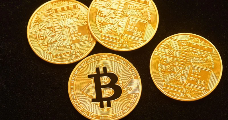 Bitcoin 81 bin doları aştı: Analistler ikiye bölündü