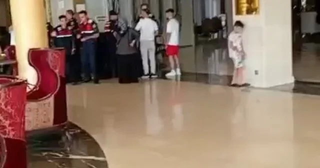 Turizm İşletme Belgesi iptal edilen otelin çalışanları hakları ödenmediği gerekçesiyle tesisten ayrılmıyor Yalova Haberleri Habertürk Yerel Haberler
