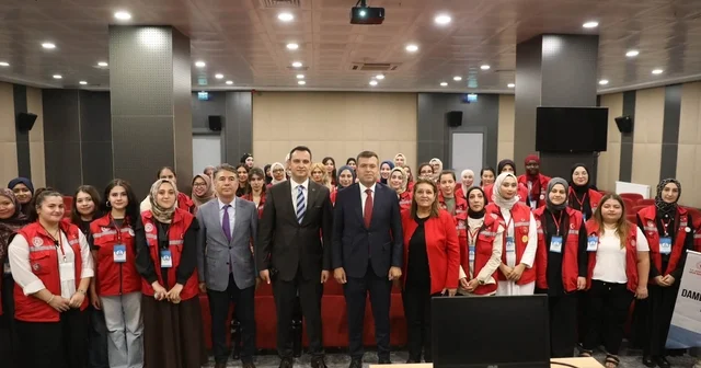 Damla Gönüllülük Hareketi gençleri Niğde Valiliği nde ağırlandı Niğde Haberleri Habertürk Yerel Haberler