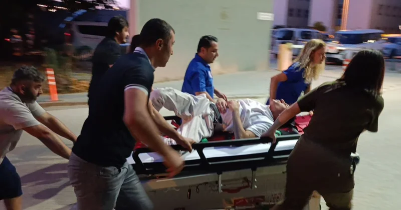 Bursa da doktor, motosiklet kazasındaki yaralıya yardım için duvardan atladı