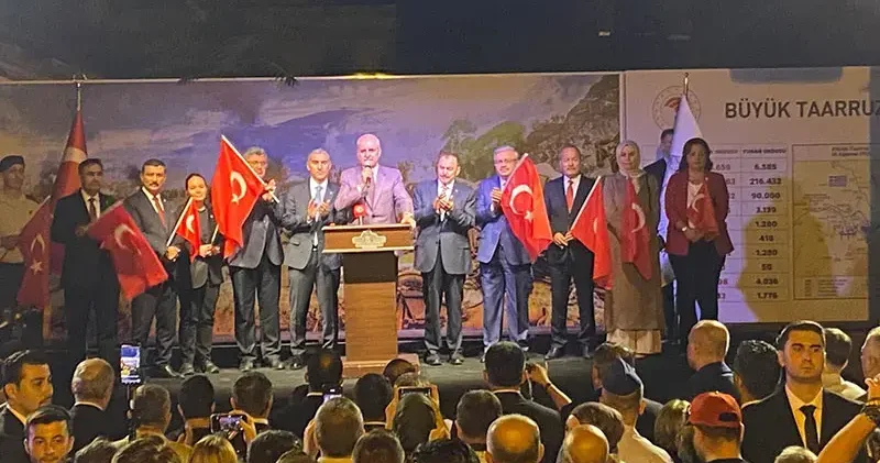 Numan Kurtulmuş, zafer kutlamaları için Afyonkarahisar da