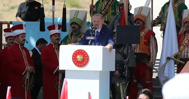 Cumhurbaşkanı Erdoğan: Eninde sonunda kan tüccarları kaybedecek