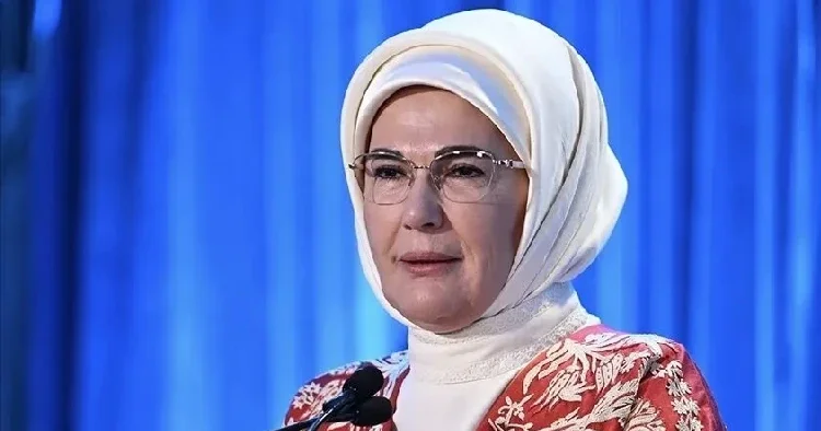 Emine Erdoğan dan Kiev deki 6 ncı Lider Eşleri Zirvesi ne video mesaj
