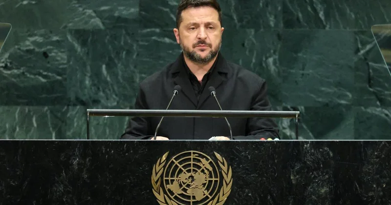 Zelenski: Sabah saatlerinden itibaren toplam 8 bölge saldırı altında
