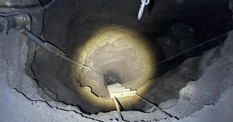 Defineciler evin içinde 25 metrelik kuyu kazdı; 2 gözaltı