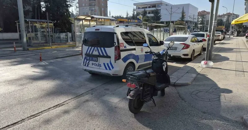 Elektrikli bisiklet ile çarpışan otomobil olay yerinden kaçtı