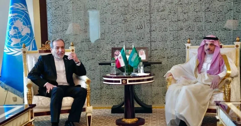 İran Dışişleri Bakanı Arakçi, Suudi Arabistanlı mevkidaşı Al Suud ile bir araya geldi
