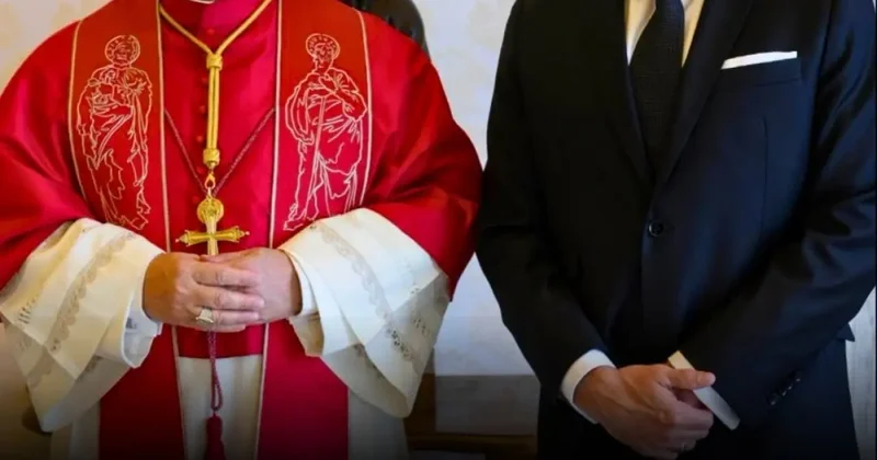 Papa dan Fransa ya 18 yıl sonra ilk ziyaret