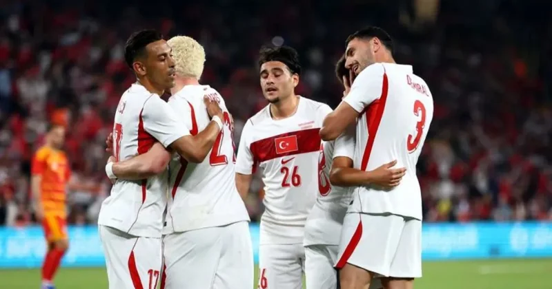 ATV CANLI İZLE Türkiye Fransa maçı! Ay yıldızlıların ilk 11 i belli oldu...