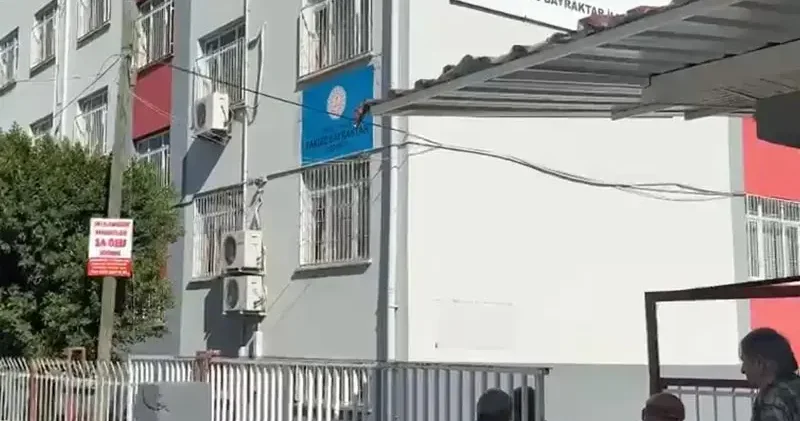 Öğrencinin çantasında tabanca bulundu, gözaltına alınan babası ‘ben koydum, sonra da unuttum’ dedi
