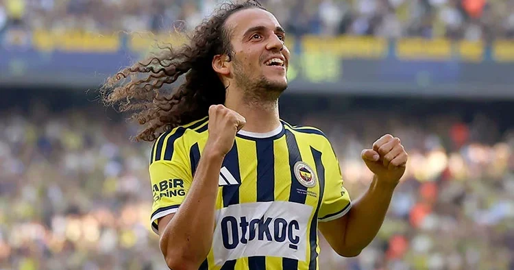 UEFA nın Guendouzi müjdesini Fenerbahçe duyurdu!