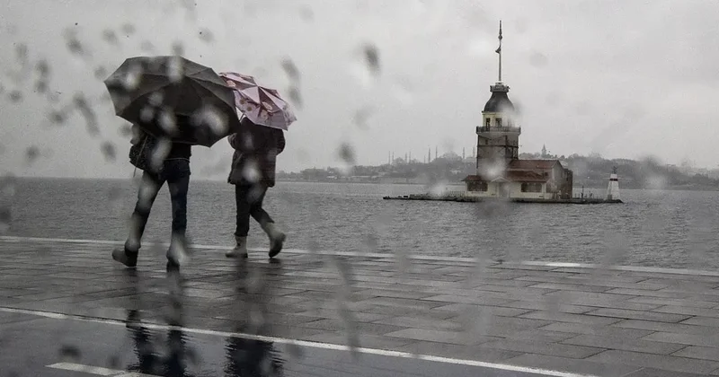 AKOM uyardı: İstanbullular dikkat: Kuvvetli sağanak yağış geliyor