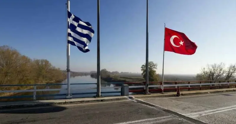 Yunanistan, Türkiye ye sınırı olan kapılarını yeniliyor