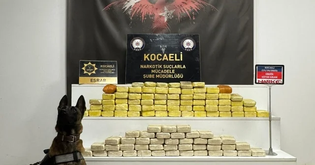 Kocaeli de bir otomobilde 45 kilo 750 gram eroin ele geçirildi Kocaeli Haberleri