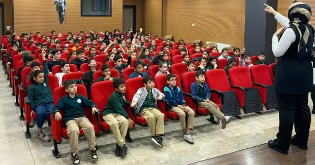 Gaziantep haberleri Gaziantep Büyükşehir, çalışmalarını büyük bir özveriyle sürdürüyor 25 Ekim 2025
