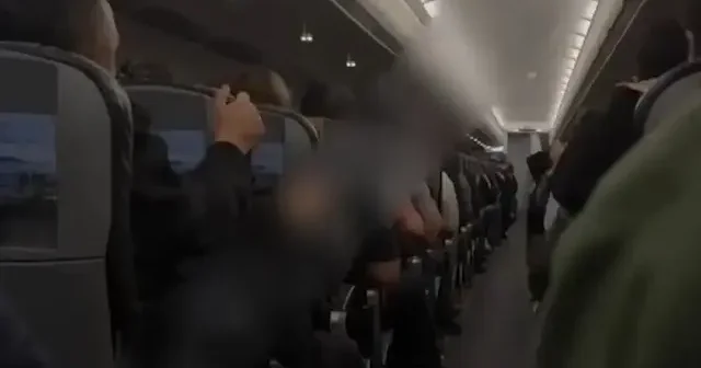 İstanbul a inmeye çalışan uçakta korku dolu anlar: Yolcuların çığlıkları böyle kaydedildi VİDEO İZLE