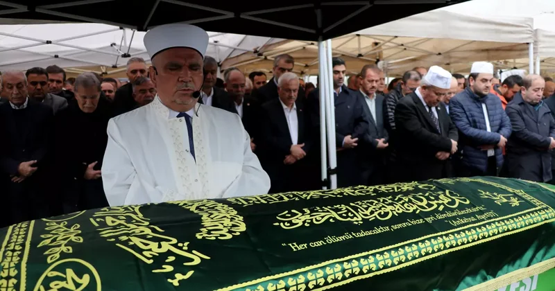 Mehmet Ali Şahin in babası Abdullah Şahin in cenazesi defnedildi